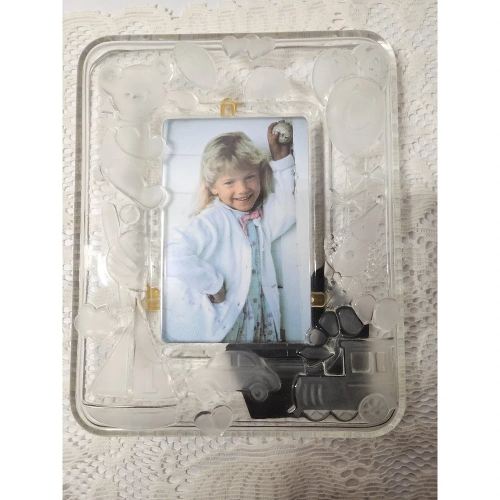 Mikasa Vintage Dreamland‎ Baby Crystal Picture Frame